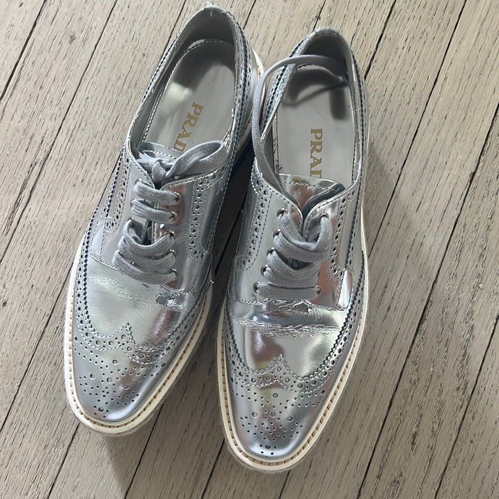Silver Espadrille Wingtip shoe